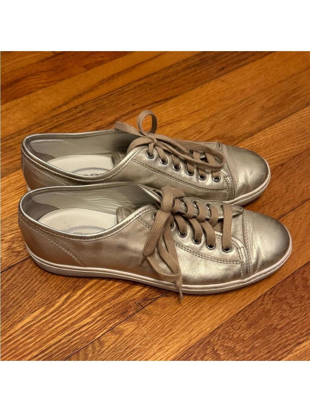 TODS Metallic Gold Sneakers‎ in size 39